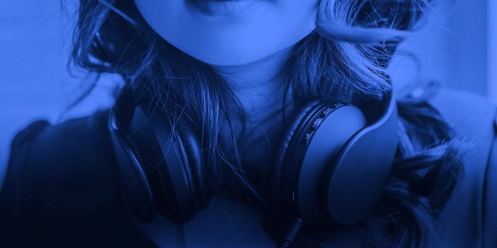 Audiências de podcasts e Spotify mostram tendência de convergência do áudio on-demand
