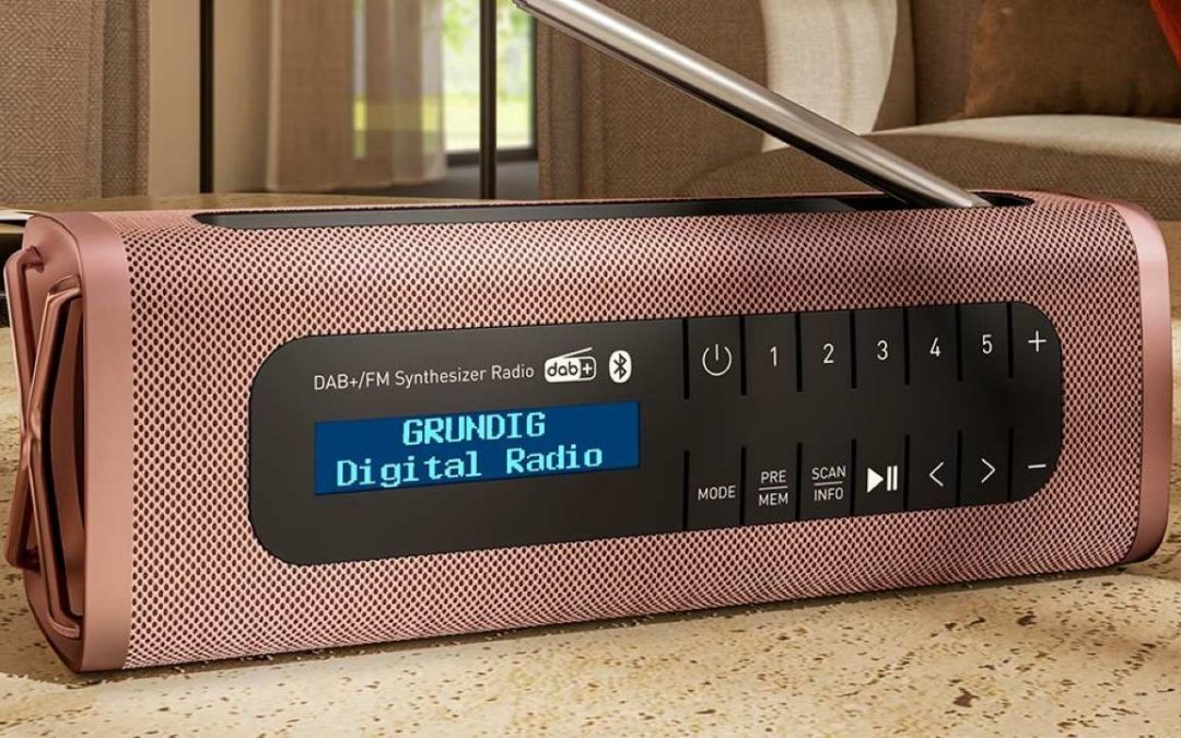 A maior parte da audiência do rádio continua ocorrendo em receptores tradicionais